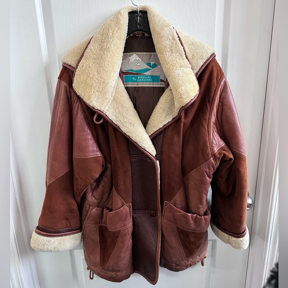 Luxurious Shearling Lined Leather Jacket in Rich Brown